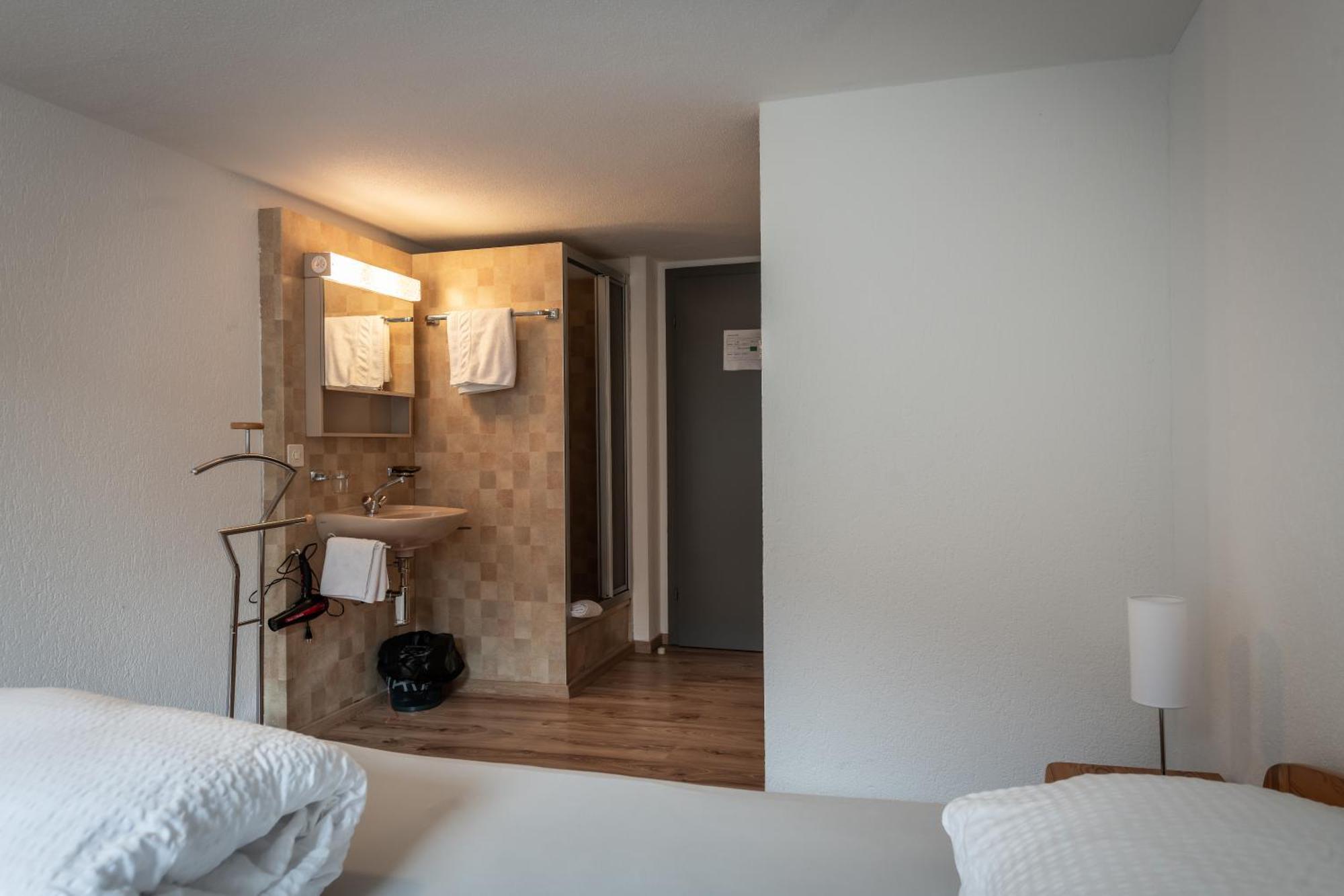 Hotel Greina Rabius Kültér fotó